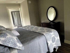 3 bedrooms, free WiFi, bed sheets