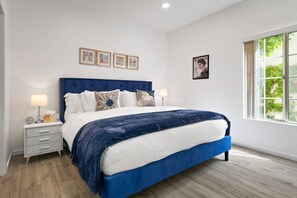 Unclassified image, 2 of 50, button