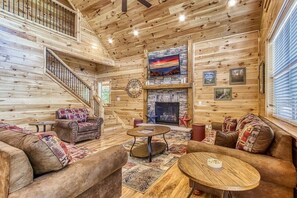 Een televisie, een open haard en videogames