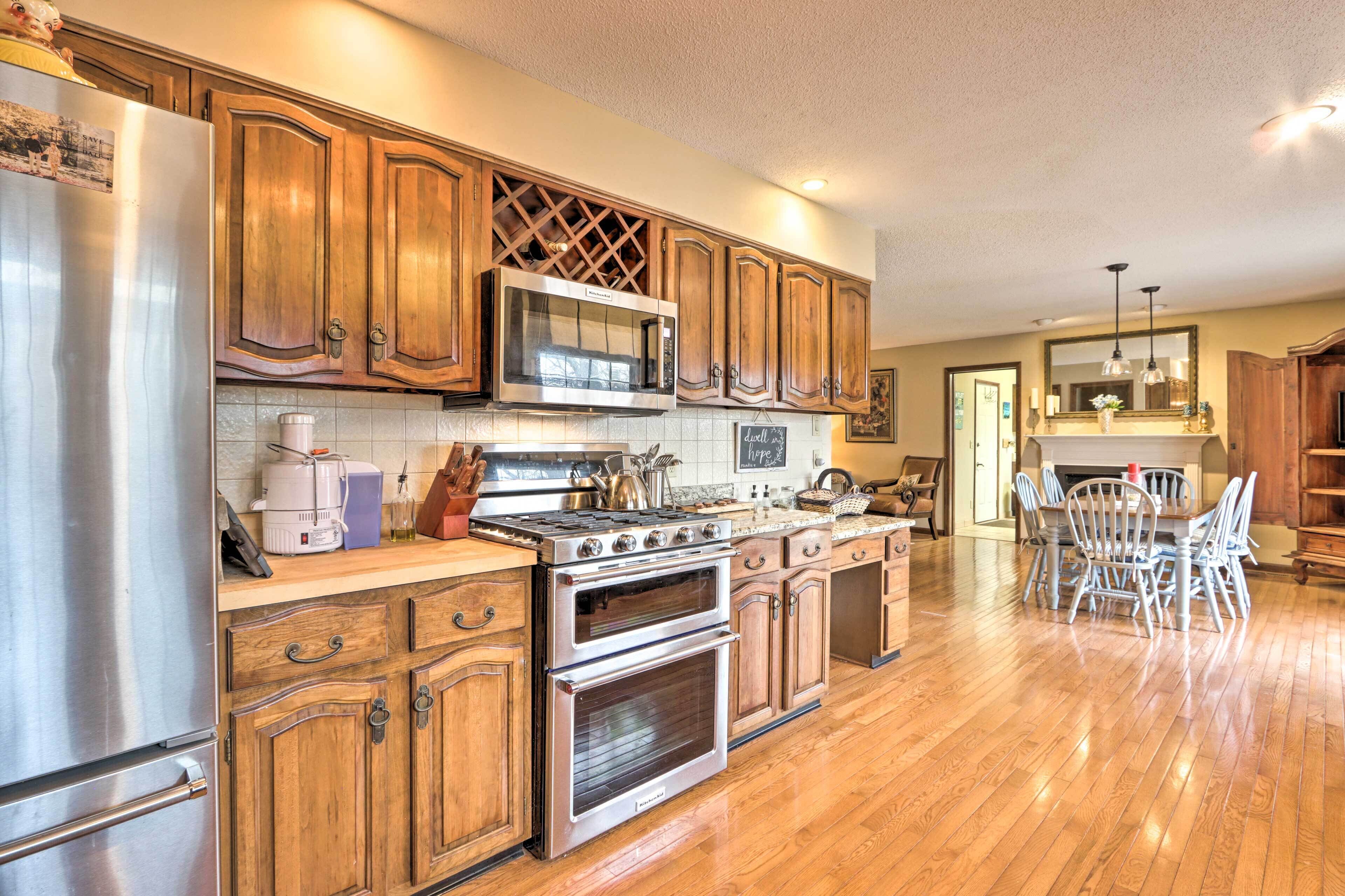 Spacious Home w/ Pond ~ 13 Mi to Columbia!