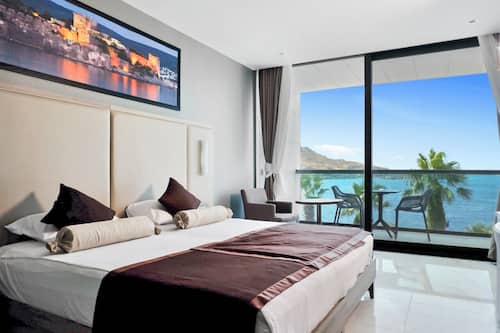 Superior Room, Sea View | View from room