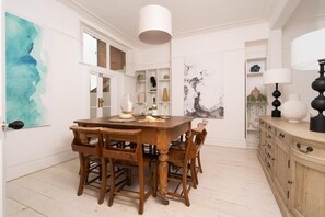 Dining - Crooklets House is a 6 bedroom house, 150 metres from the beach (Bude)