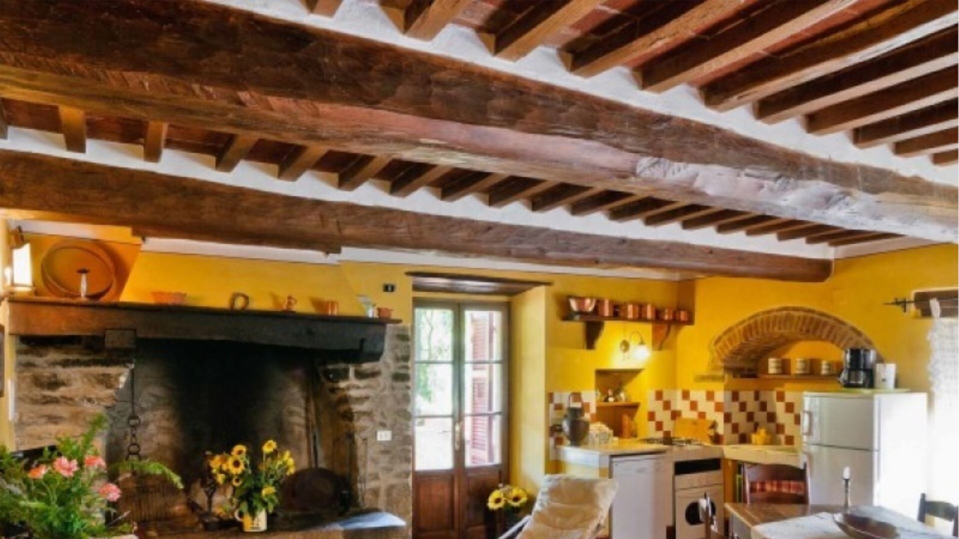 Independent residence for 6 guests near Cortona