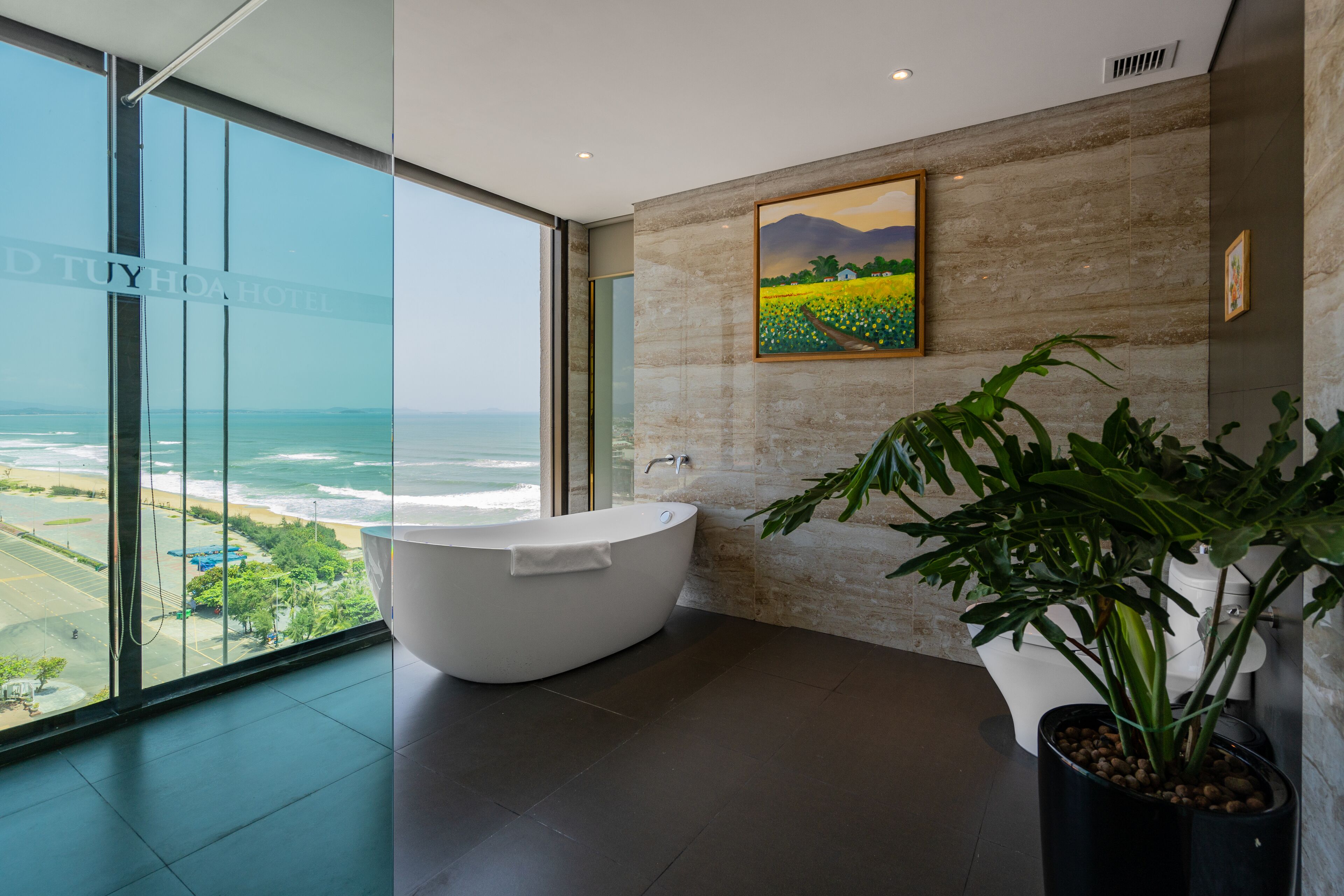 套房, 海洋景观 (Sala) | 浴室 | 免费洗浴用品、吹风机、浴袍、拖鞋