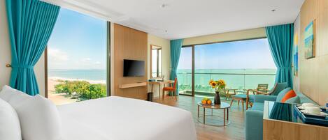 1 kamar tidur, seprai antialergi, minibar, dan brankas