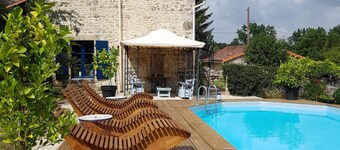 CHARMING COTTAGE WITH TERRACE OVERLOOKING THE COUNTRYSIDE