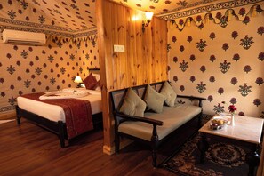 Chambre Double Premium | Coin séjour