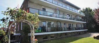 Residence Thalassa - THA-04 - Comfortable 3-room apartment with balcony (HT)