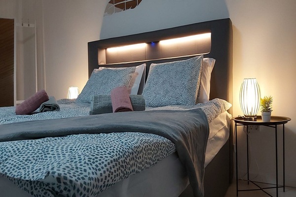 Departamento (One bedroom apartment) | 1 habitación y cunas
