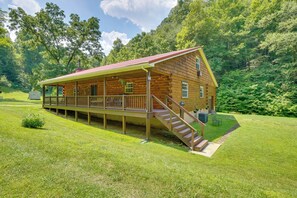 Exterior - Serene Mountain Retreat on 40 Acres w/ Fire Pit! (Ovapa)