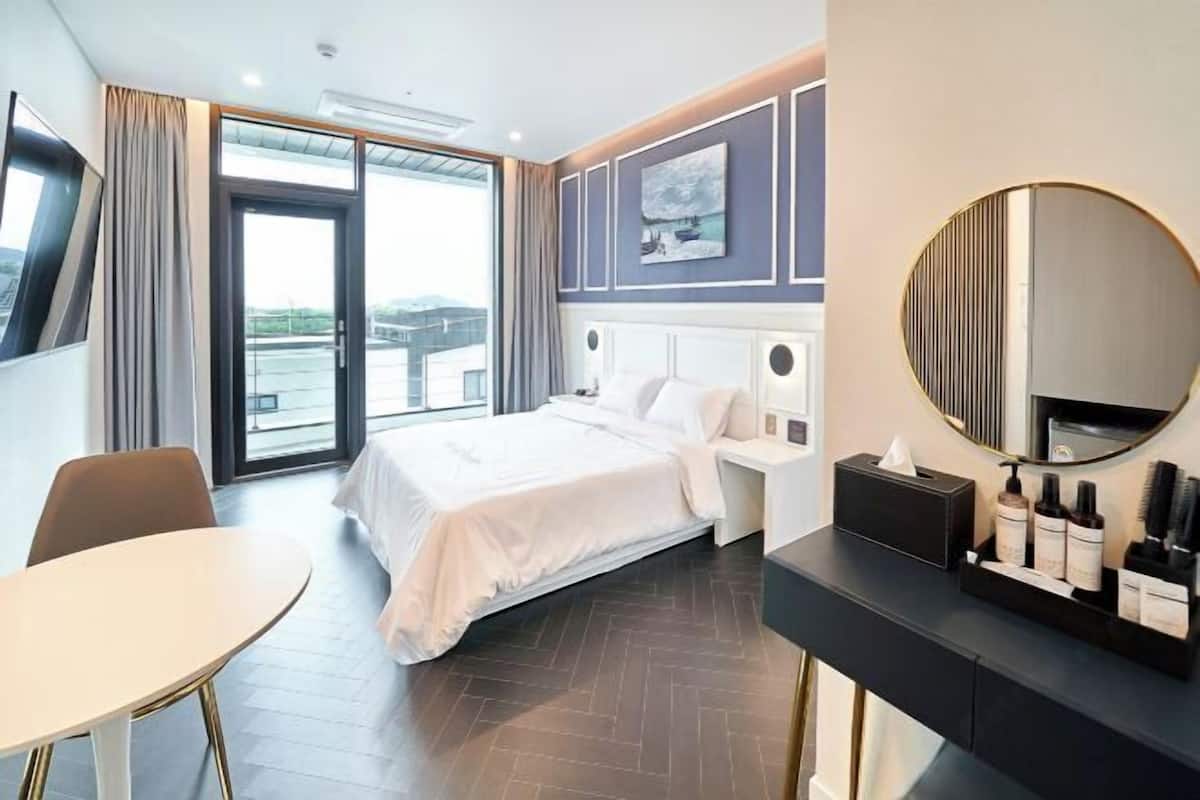 2 habitaciones, ropa de cama de alta calidad y cubrecamas