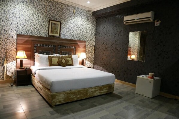 尊榮雙人房 | 免費無線上網、床單