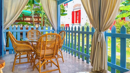 Banana Alaçatı Food & Stay - Adults Only