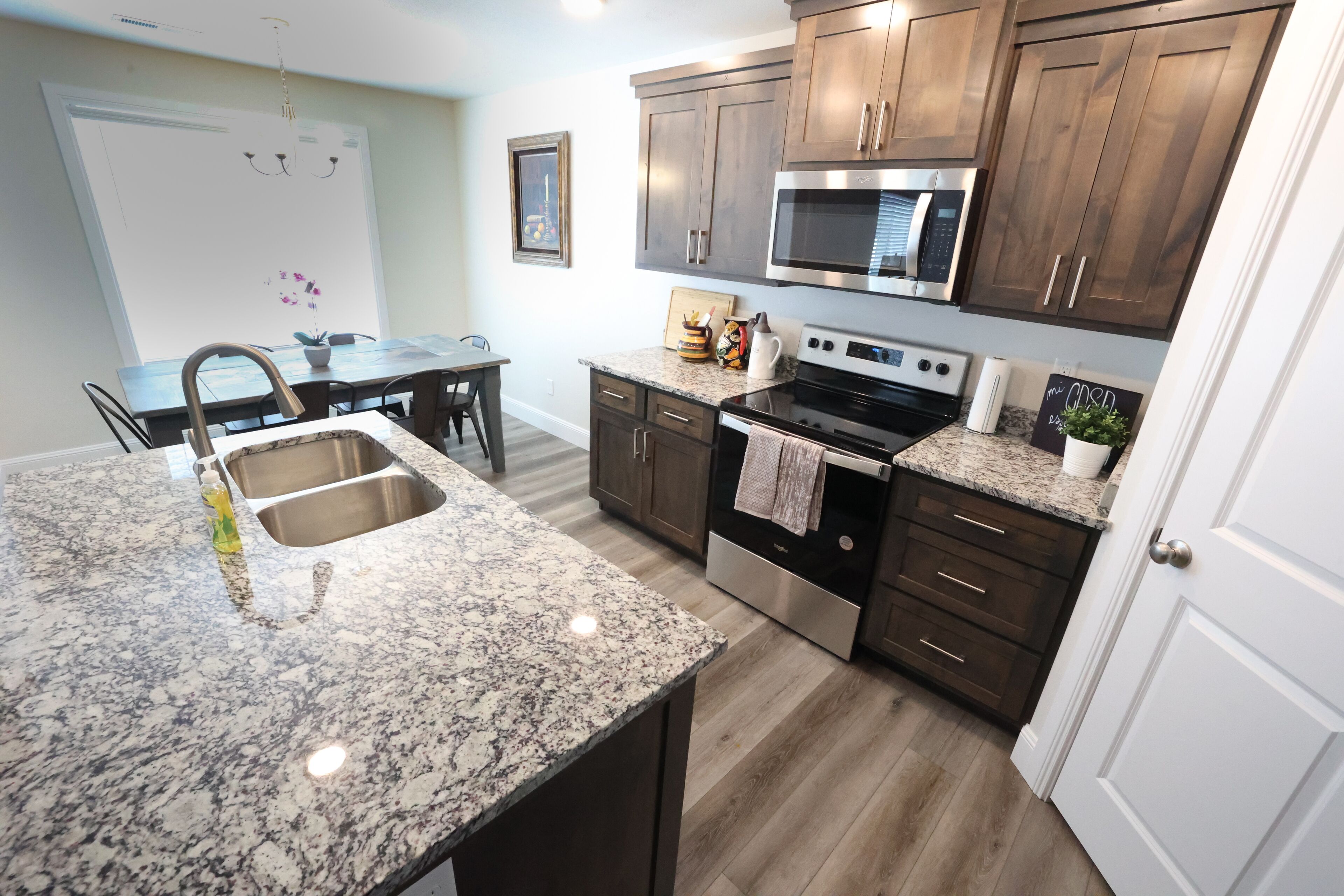 257 - Bear Lake Escapes. Brand new build in an unbeatable location!