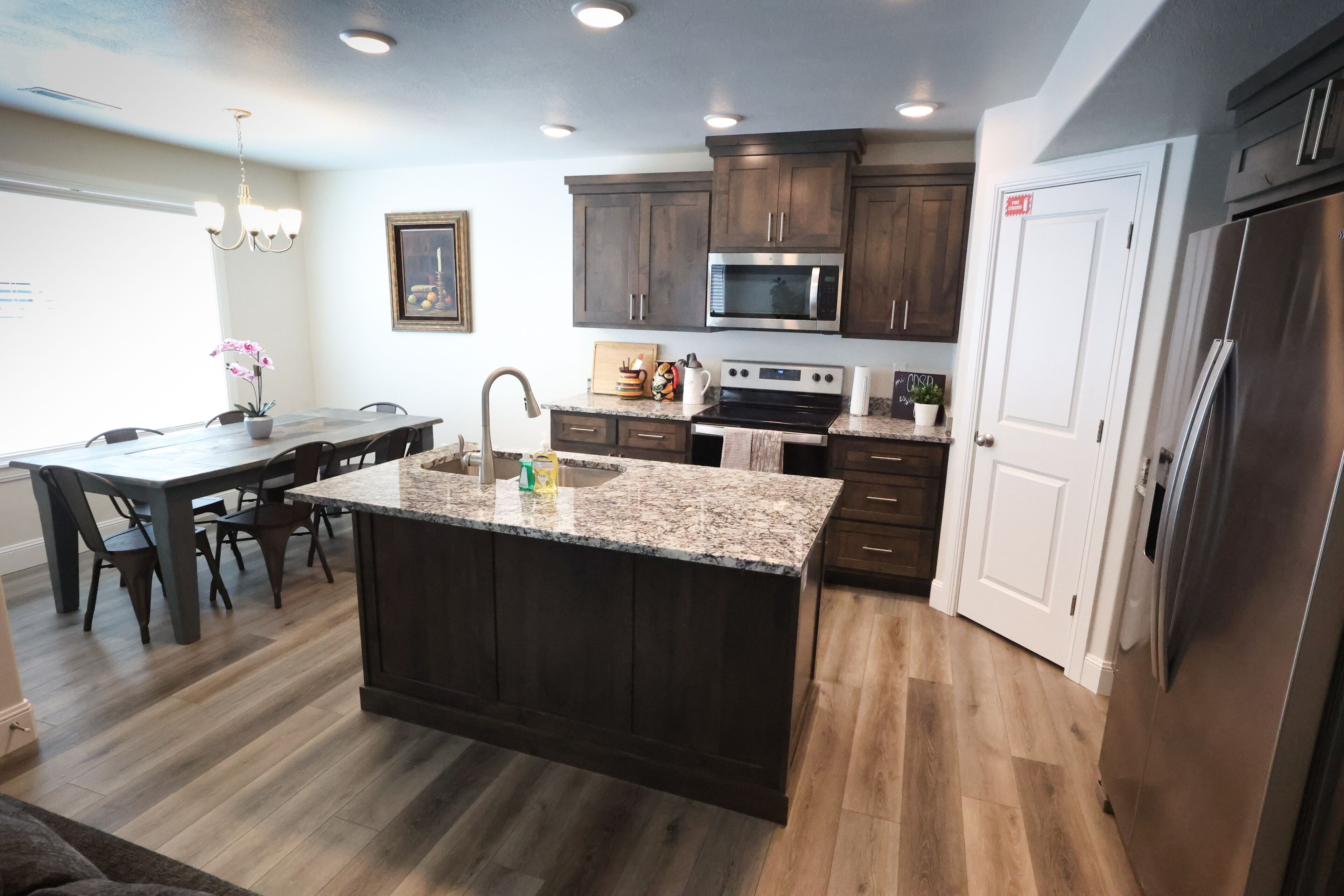 257 - Bear Lake Escapes. Brand new build in an unbeatable location!