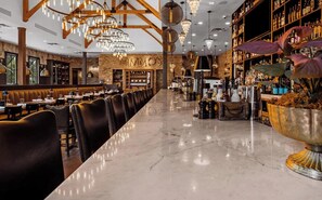 Bar (en el alojamiento)