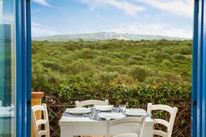 Outdoor dining - Beautiful apartment Zodiaco 21 - 350m from the sea (Santa Teresa Gallura)