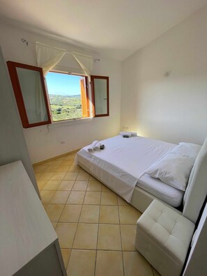 1 Schlafzimmer, Bügeleisen/Bügelbrett, Bettwäsche