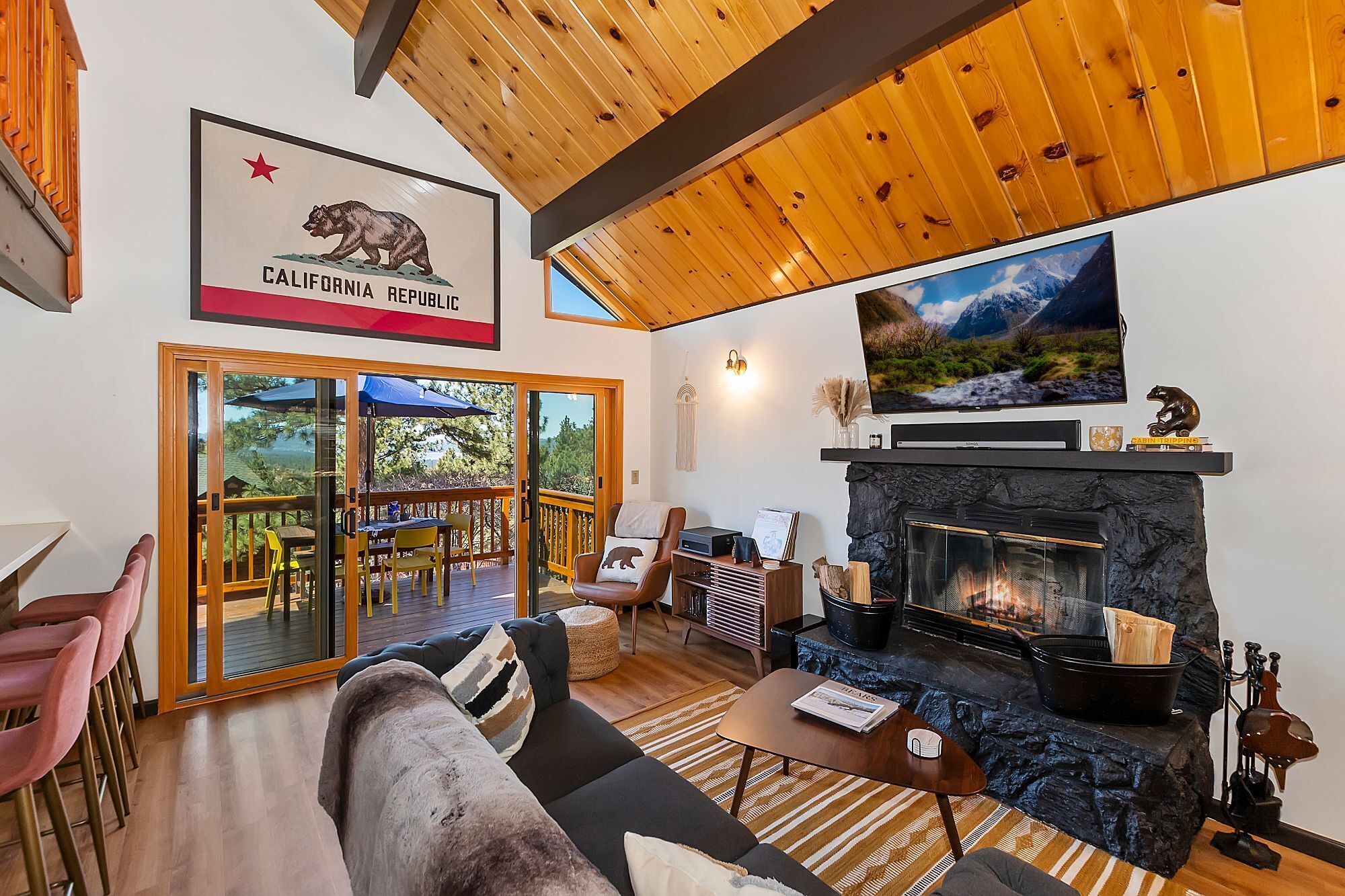Coco's Cabin by Destination Big Bear: Incredible Lake and Ski Slope Views from a Classic Moonridge Chalet!