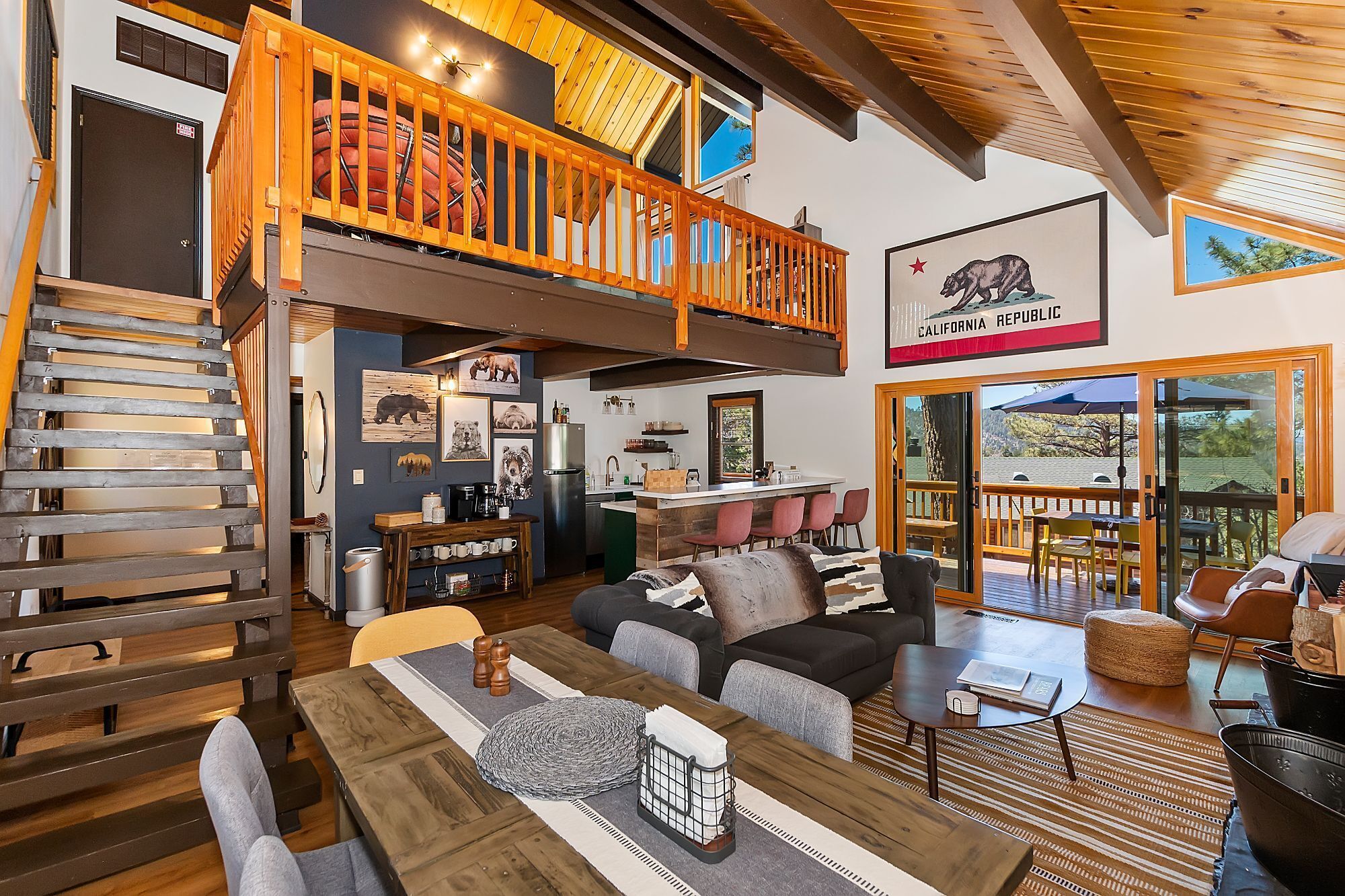 Coco's Cabin by Destination Big Bear: Incredible Lake and Ski Slope Views from a Classic Moonridge Chalet!