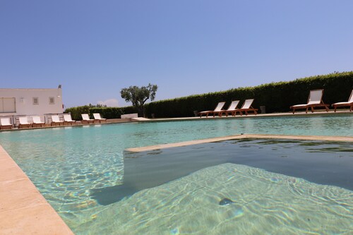 Holiday Home 'Casa Nero D Avola A Otranto' with Shared Pool, Wi-Fi and Air Conditioning