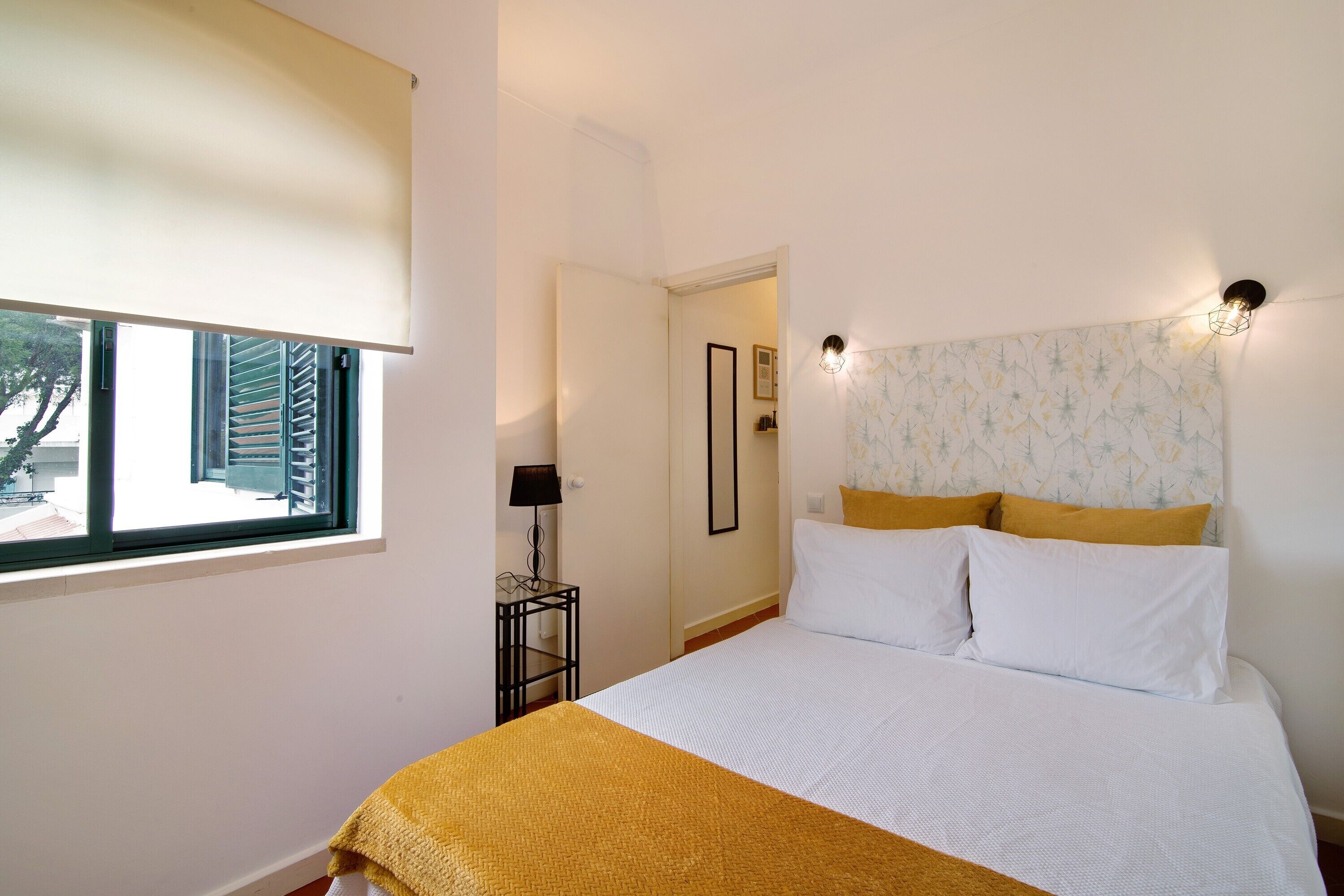 1 dormitori, planxa i posts de planxar, wifi gratuïta i roba de llit 