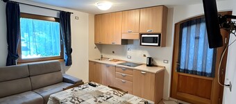 Appartement "Cima Cavalli" met Uitzicht op de Bergen, Tuin & WiFi