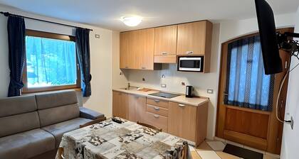 Ferienwohnung "Cima Cavalli" mit Bergblick, Garten & WLAN