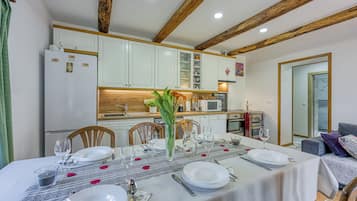 Family House, 3 Bedrooms, Microwave, Mountainside (Merry's House w/ Pool & Sauna) | Dining