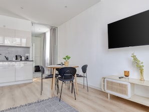 Suite with sofa bed | Living area