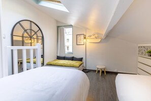 3 bedrooms, iron/ironing board, travel cot, free WiFi