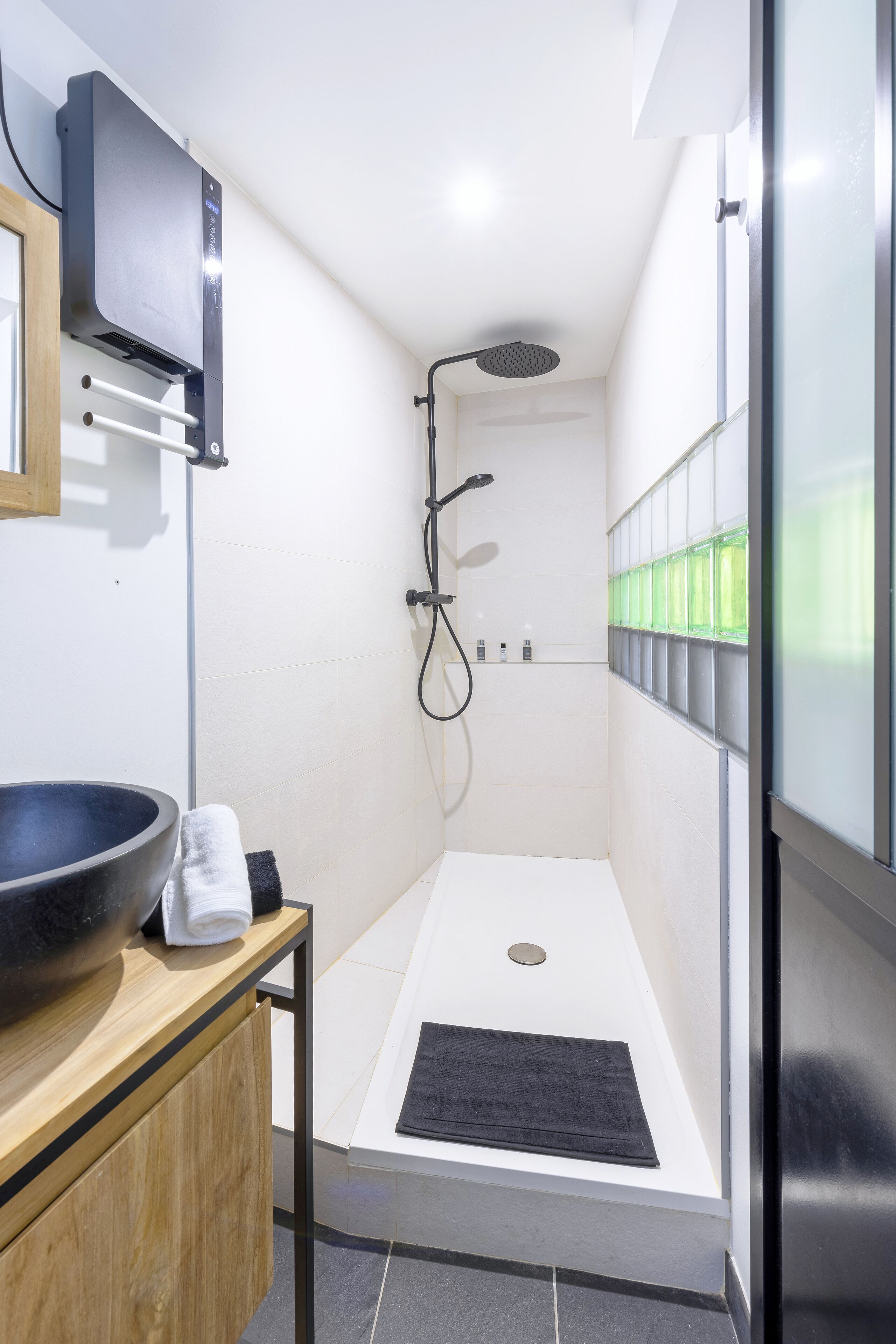 The Loft - The Young Ladies at Versailles