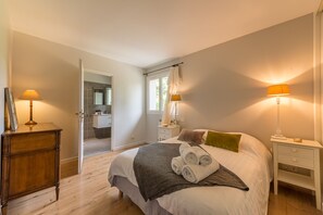 6 chambres, fer et planche Ă repasser, Wi-Fi gratuit, draps fournis