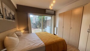 Unclassified image, 5 of 13, button - Charming 1BR Apt with Terrace in Antibes, AC, Close to Port & Shops (Antibes)