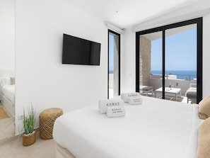 3 slaapkamers, een strijkplank/strijkijzer, wifi, beddengoed