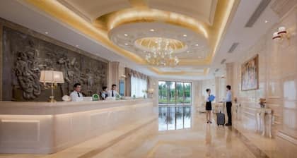 Vienna International Hotel (Danzhou Yangpu)