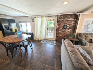 Interior - Amazing Onset Getaway in the Starfish Suite (Onset)