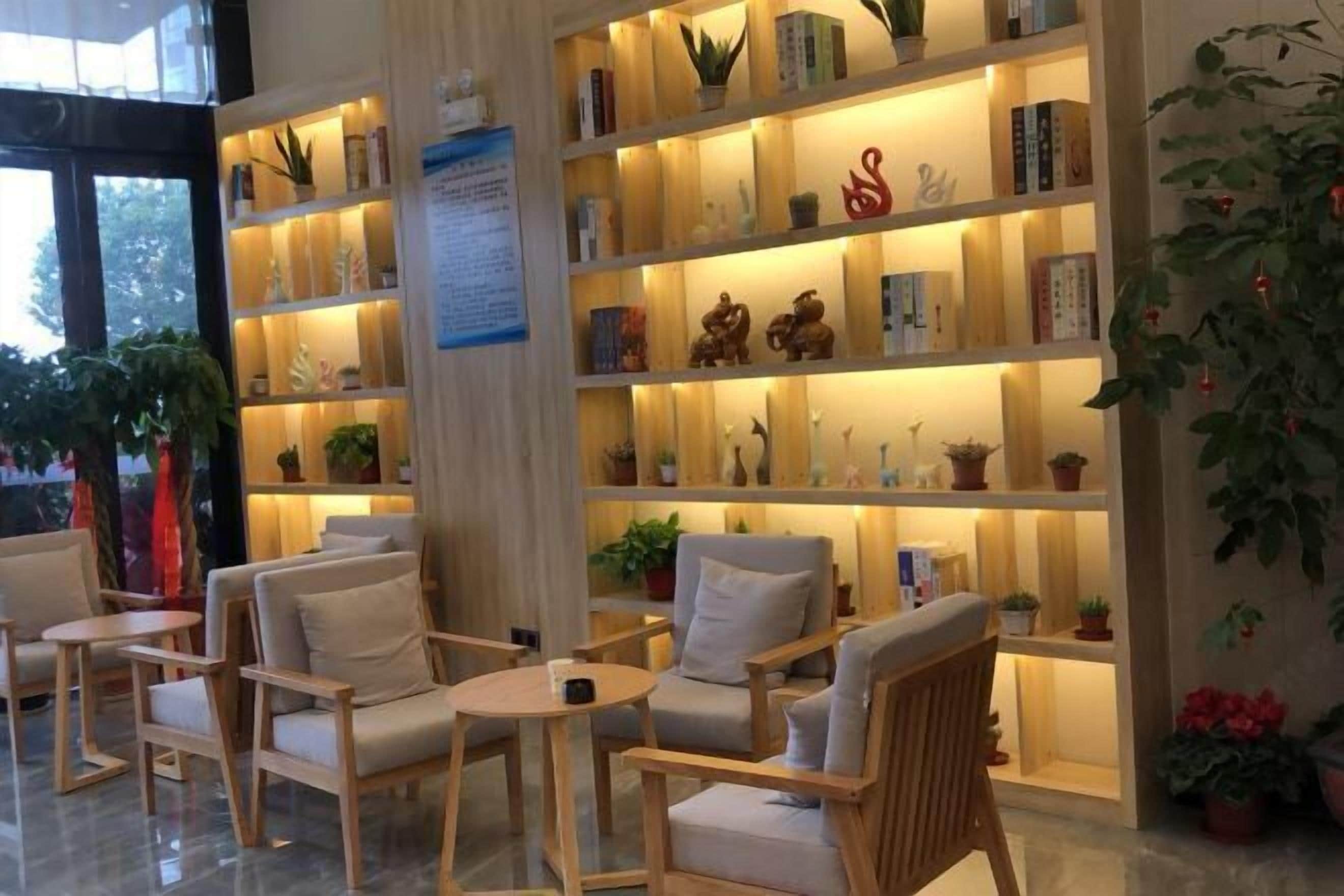 المنشأة من الداخل