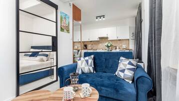 1 bedroom, iron/ironing board, travel crib, WiFi