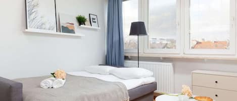 Strykjärn/strykbräda, wi-fi och sängkläder