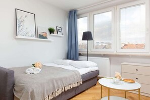 Iron/ironing board, WiFi, bed sheets - Kilińskiego 3 | Studio in Warsaw | Old Town (Warsaw)