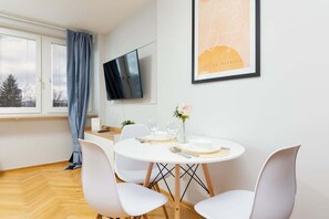 Dining - Kilińskiego 3 | Studio in Warsaw | Old Town (Warsaw)