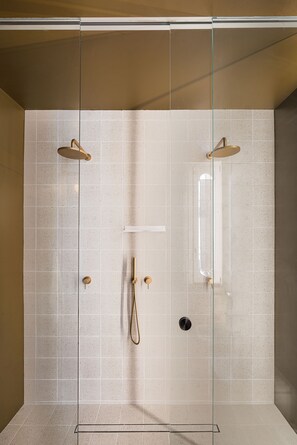 Bathroom - MAISONETTE V.V.155 (Syracuse)
