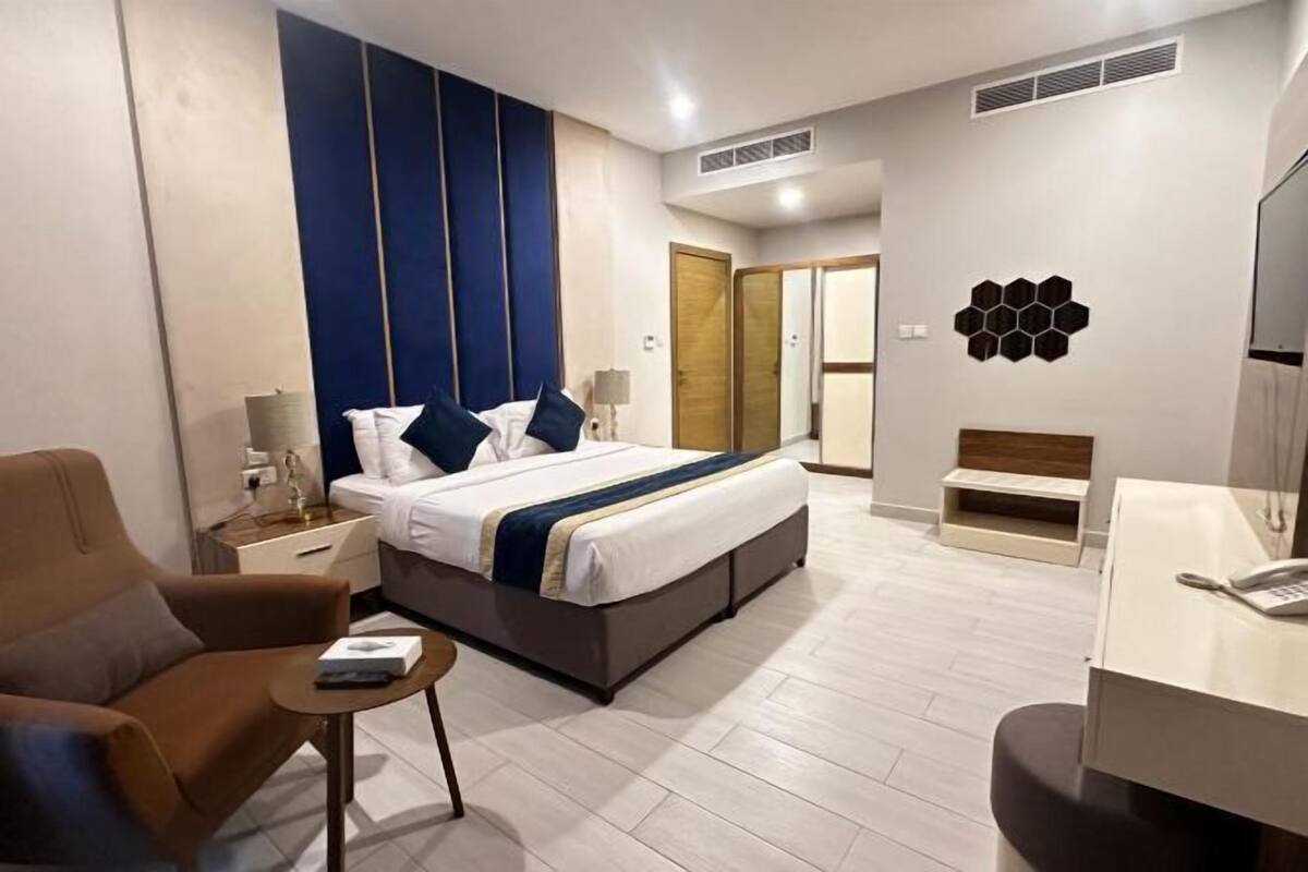 1 chambre, ameublement personnalisé, chambres insonorisées