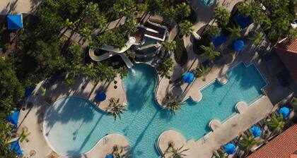 5⭐ Solterra Villa with Lake View • 20 Minutes to Disney