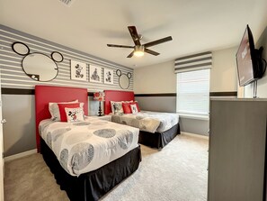 5 Schlafzimmer, Bügeleisen/Bügelbrett, Reisekinderbett, kostenloses WLAN