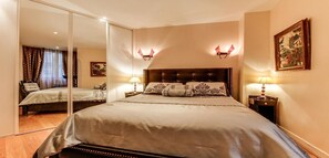 3 Schlafzimmer, Zimmersafe, Schreibtisch, Bügeleisen/Bügelbrett