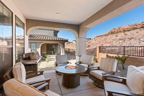 Casa De Pazos by RedAwning