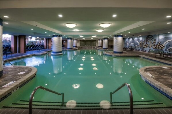 Piscine intérieure, piscine chauffée