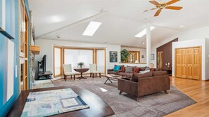 TV, fireplace, table tennis